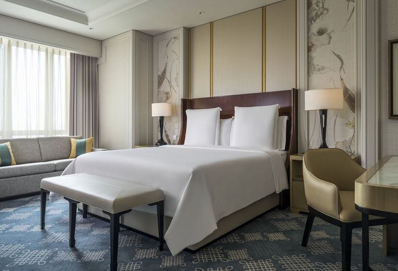 Люкс Real 2 Спальни, Four Seasons Hotel Macao