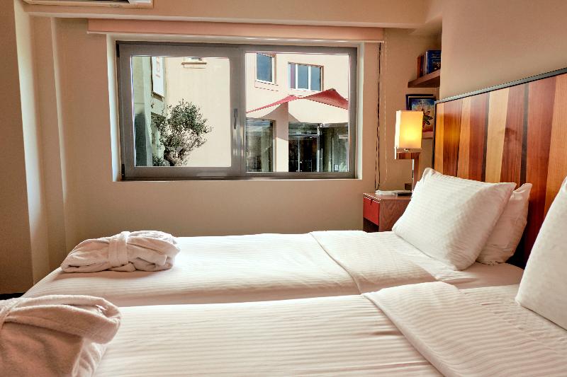 キングサイズベッドのスタンダードルーム, Hilton Garden Inn San Diego Del Mar