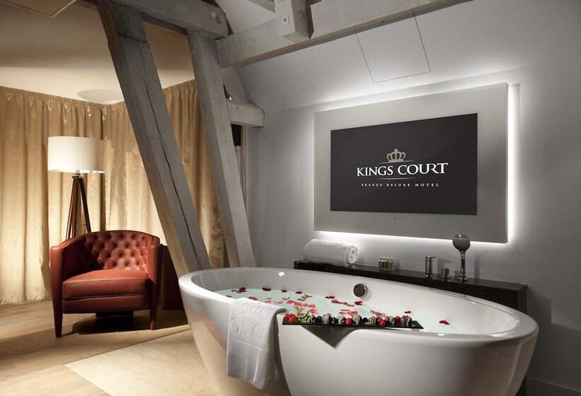 سوییت دوبلکس, Kings Court