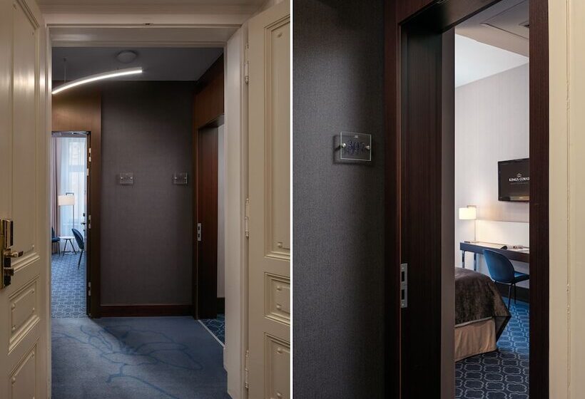 اتاق لوکس, Kings Court