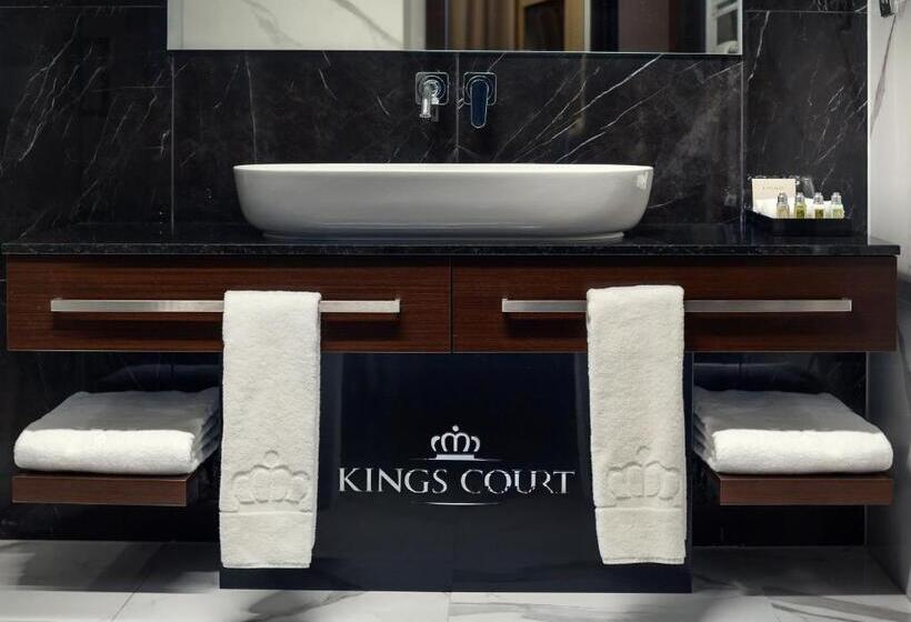 سوییت اجرایی, Kings Court