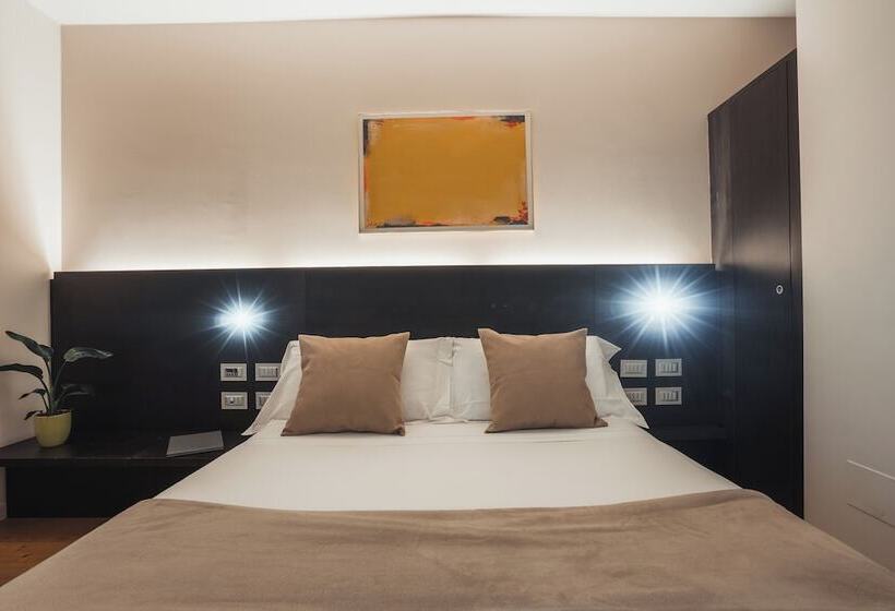 Номер Стандарт Вид на Сад, Mod 05 Bike