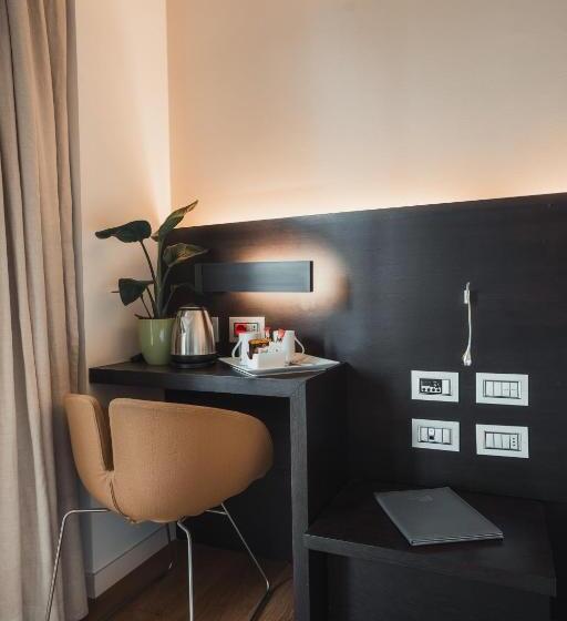 Номер Стандарт Вид на Сад, Mod 05 Bike