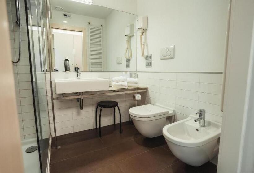 Трехместный Номер Стандарт Вид на Сад, Mod 05 Bike