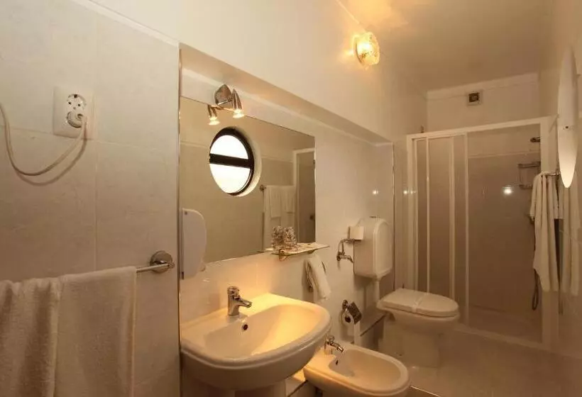 スタンダードルーム, Residencial Sra. Da Lomba