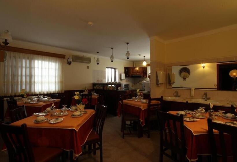 غرفة قياسية, Residencial Sra. Da Lomba