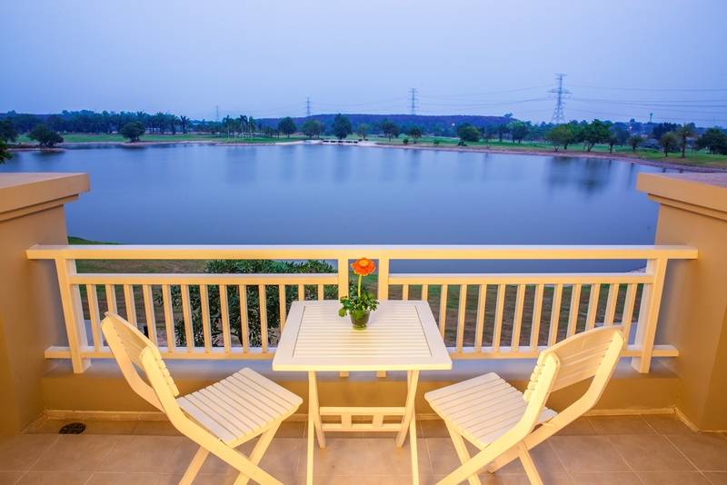 חדר משפחתי, The Inn At The Roman Forum