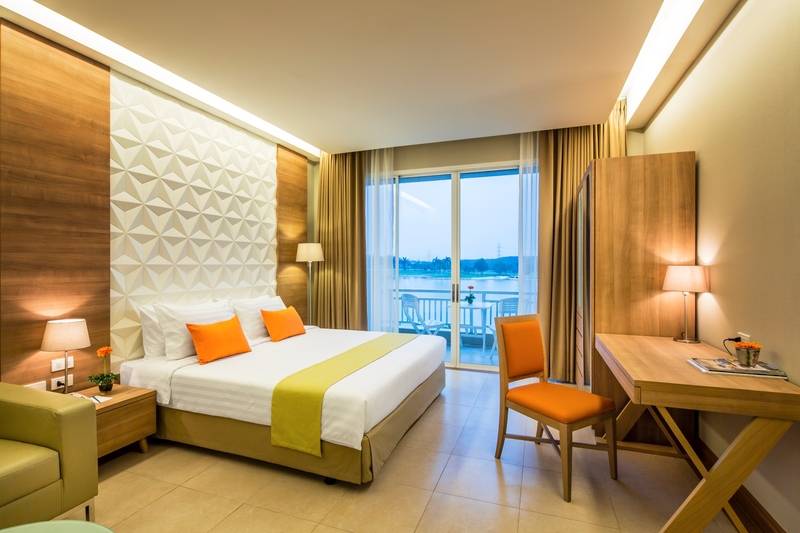 חדר משפחתי, The Inn At The Roman Forum