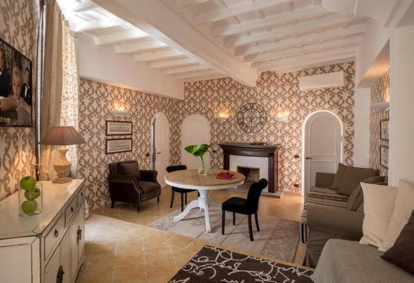 آپارتمان 1 خوابه با تراس, The Inn At The Roman Forum