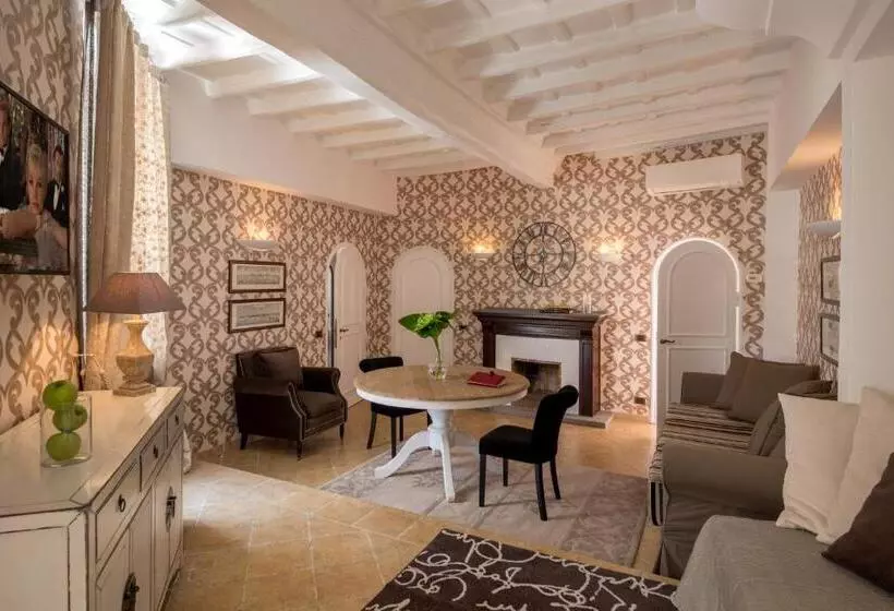 آپارتمان 2 خوابه با تراس, The Inn At The Roman Forum