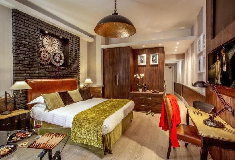 סטודיו דלוקס, The Inn At The Roman Forum