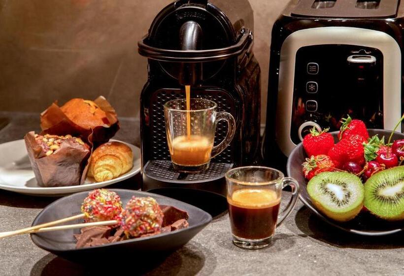 דירת חדר, The Inn At The Roman Forum