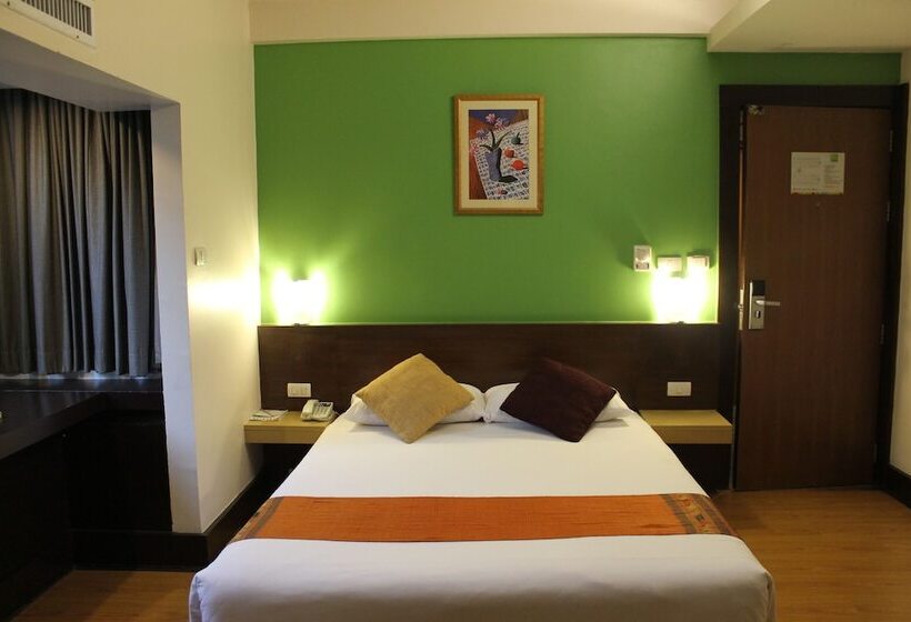 Pokój Superior, The Seasons Bangkok Huamark Sha