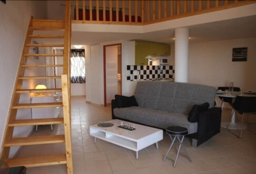 דירת שני חדרים, Le Domaine De Manon