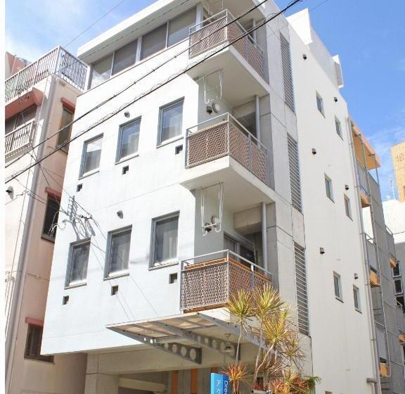 ファミリールーム, Across Omoromachi Naha