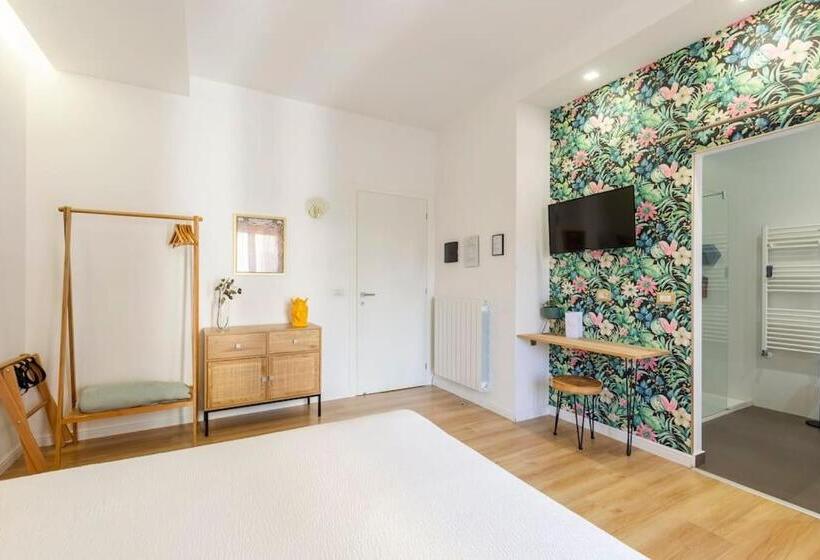 带阳台的豪华间, Tufo Giallo Rooms