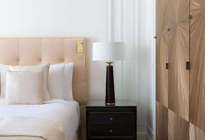 سوییت لوکس, The Woodward An Oetker Collection