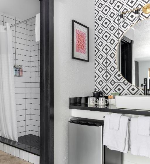 스탠다드 룸, Wimberley Inn & Bar