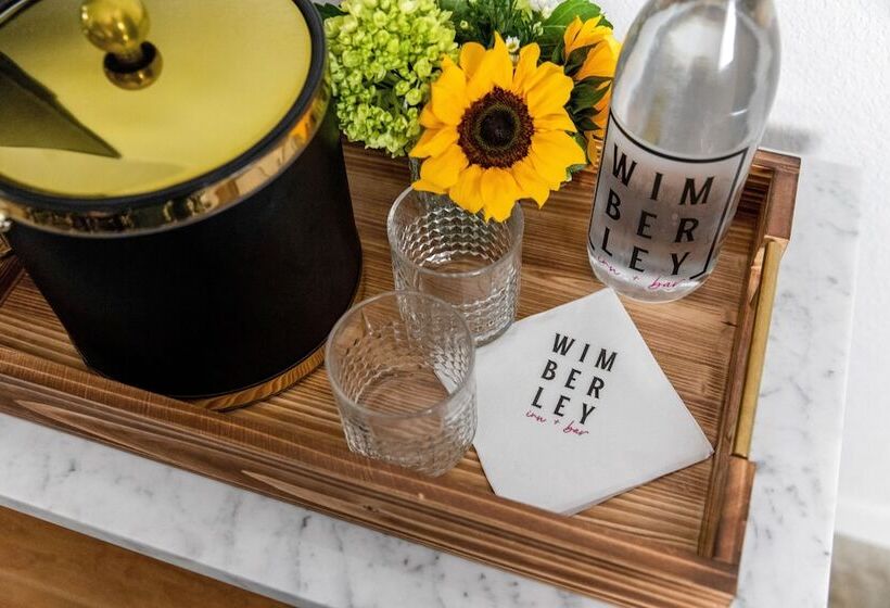 스탠다드 룸 킹사이즈 침대, Wimberley Inn & Bar