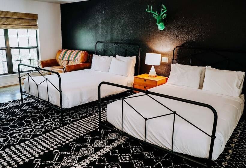 스탠다드 룸, Wimberley Inn & Bar