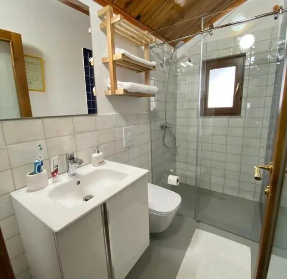 اتاق لوکس, Guesthouse Tershana