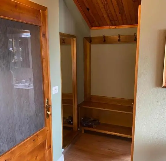 اتاق لوکس, Guesthouse Tershana