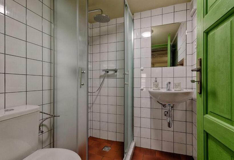 מיטת קינג בסוויטה, Měšťanský Dům   Kulturní Památka Mlýnská 119