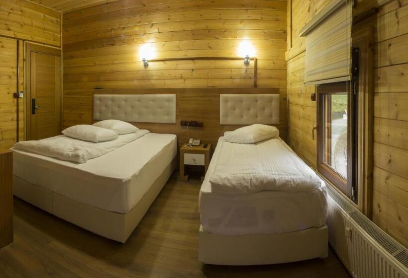 חדר סטנדרט לשלושה, Ayder şimşir Butik Otel