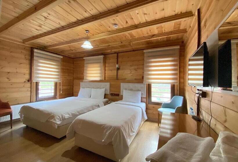 اتاق استاندارد سه نفره, Ayder şimşir Butik Otel