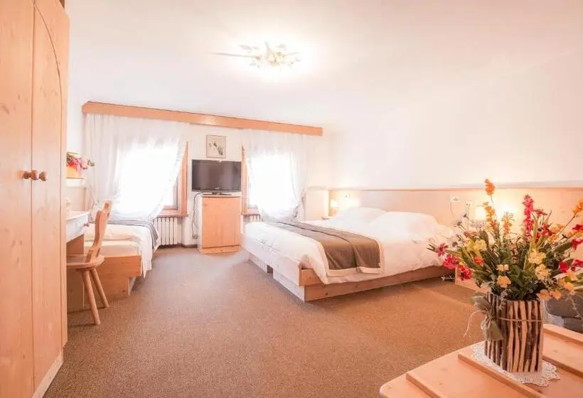 Comfort Kolmen Hengen Huone, Villa Trieste