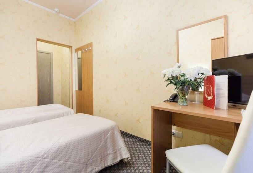 اتاق استاندارد, Arbat House