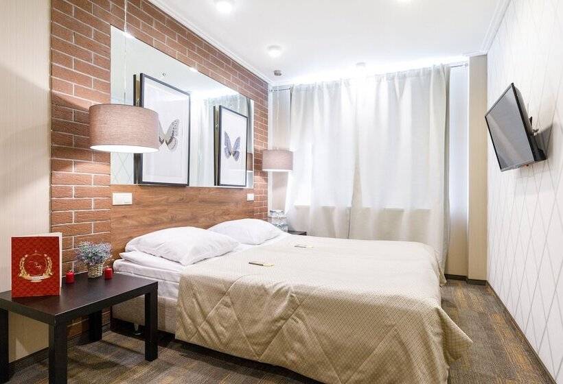 اتاق راحتی, Arbat House