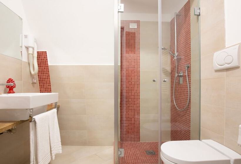 חדר סופריור לשלושה עם נוף לים, Giosue  A Mare Sorrento