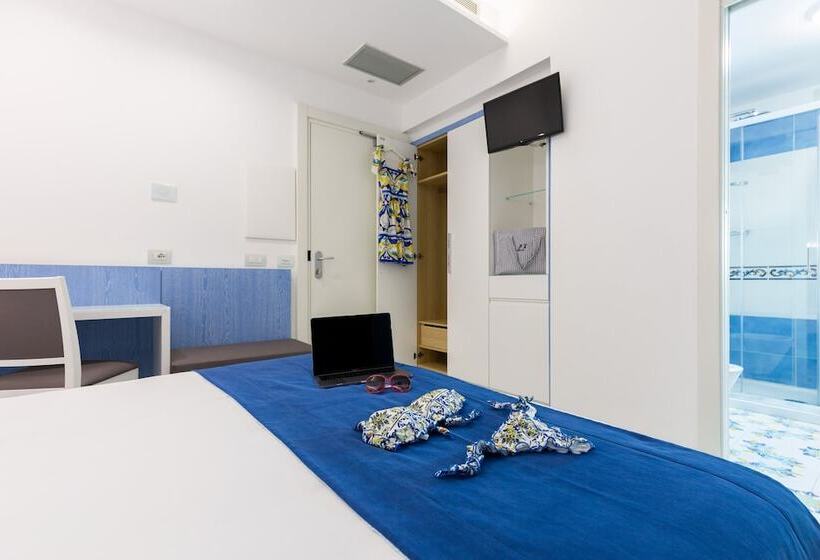 חדר בסיסי, Giosue  A Mare Sorrento