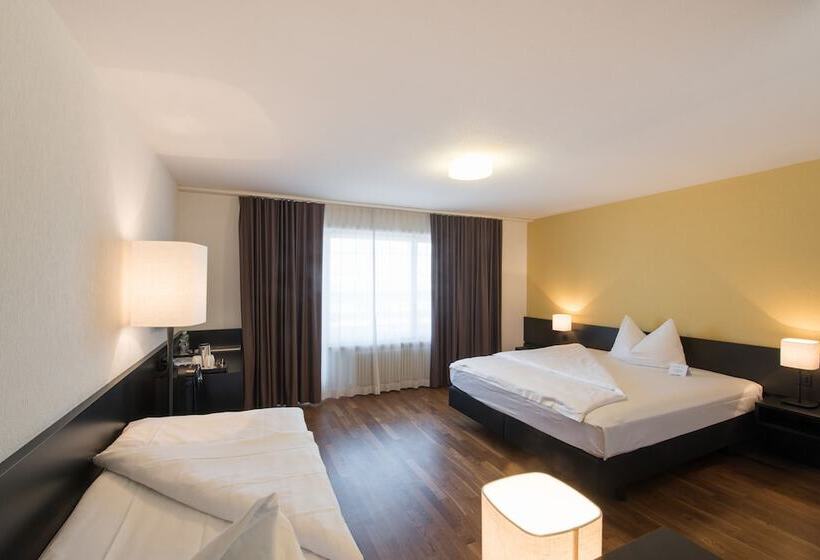 Семейный Номер, Illuster Urban & Local