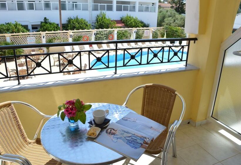 스탠다드 스튜디오, Konstantina Apartments