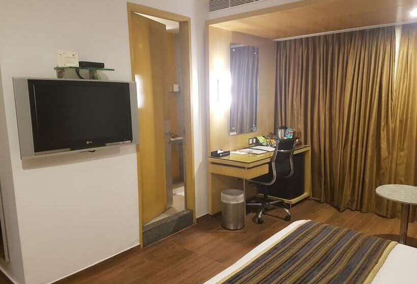 اتاق کلاب, Ramee Guestline Hotel Dadar