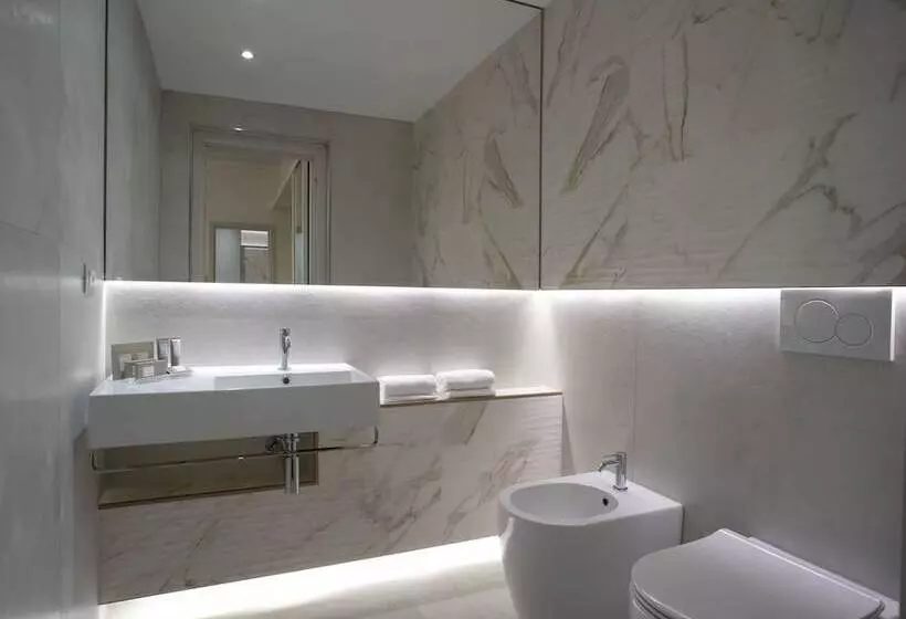 سوییت, Salus Terme   Adults Only