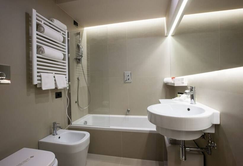 주니어 스위트, Salus Terme   Adults Only