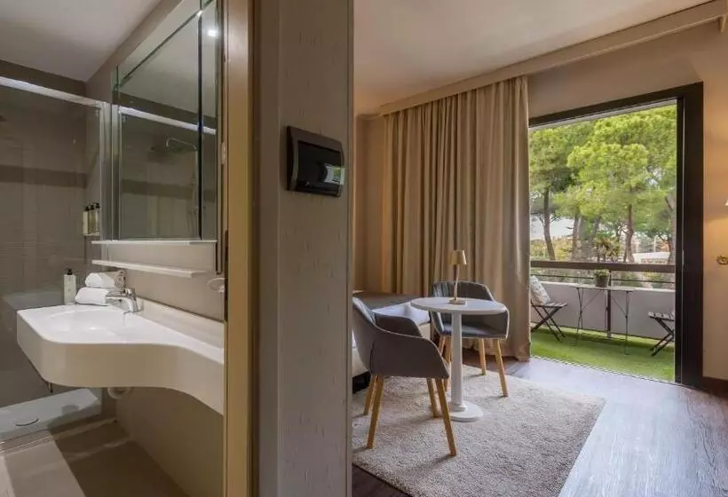 اتاق بزرگ با دسترسی به اسپا, Salus Terme   Adults Only