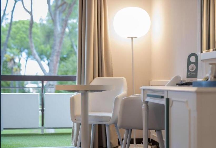 풀장 전망 디럭스 룸, Salus Terme   Adults Only