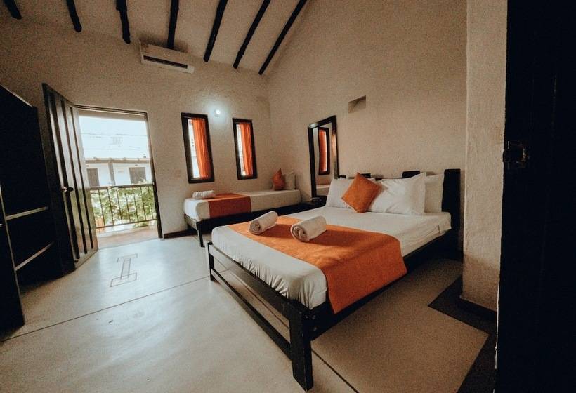 スタンダード4人部屋, Sansiraka