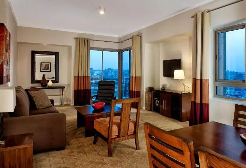 سوییت اجرایی, Staybridge Suites & Apartments Citystars, An Ihg