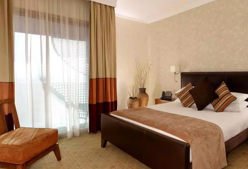 سوییت اجرایی, Staybridge Suites & Apartments Citystars, An Ihg
