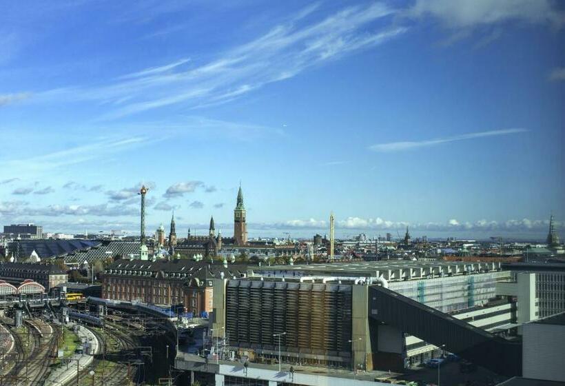 Номер Стандарт, Wakeup Copenhagen  Carsten Niebuhrs Gade