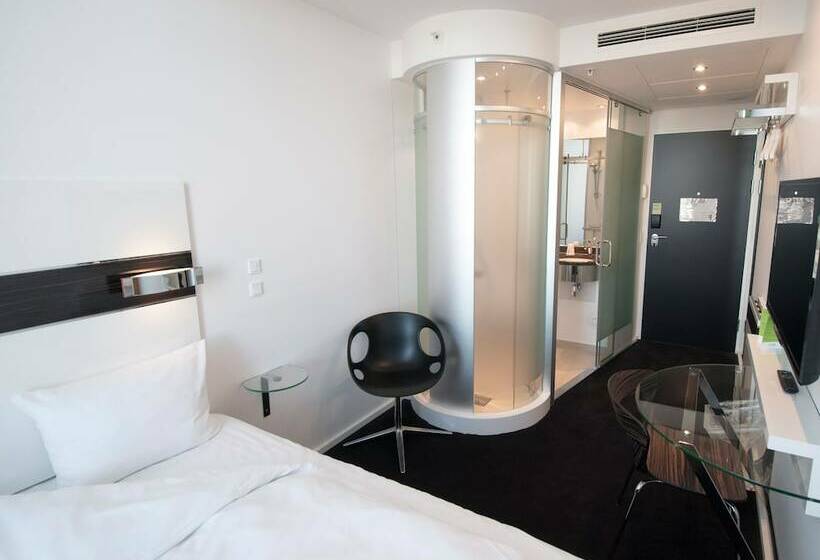 Номер Стандарт, Wakeup Copenhagen  Carsten Niebuhrs Gade