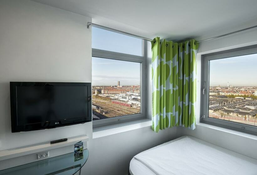 Номер Стандарт, Wakeup Copenhagen  Carsten Niebuhrs Gade