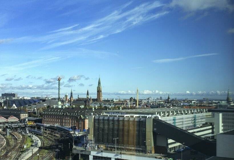 Номер Стандарт, Wakeup Copenhagen  Carsten Niebuhrs Gade