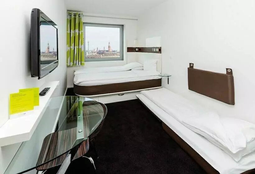 اتاق استاندارد سه نفره, Wakeup Copenhagen Carsten Niebuhrs Gade