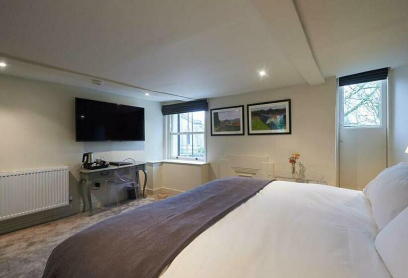 غرفة سوبيريور, The Swan At Forest Row